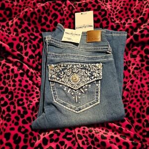 Wallflower Blue Jeans with Intricate Silver Pocket Design
